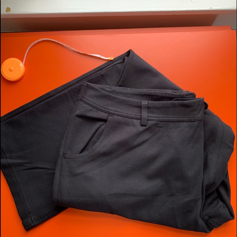 Never worn Duluth WearWithAll black pant 20 x 29 POCKETS
